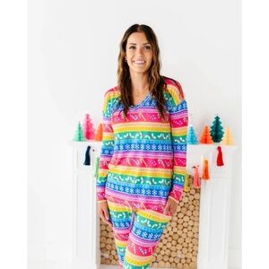 Bums and Roses NWT Merry and Bright V-Neck Top